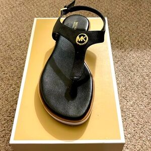 MOVING SALE!!!  Women’s Michael Kors sandal